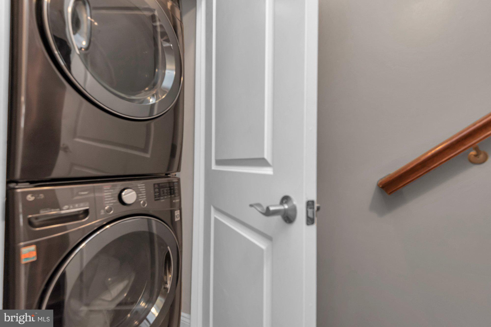 UPTOWN AT MURRAY HILL - Residential