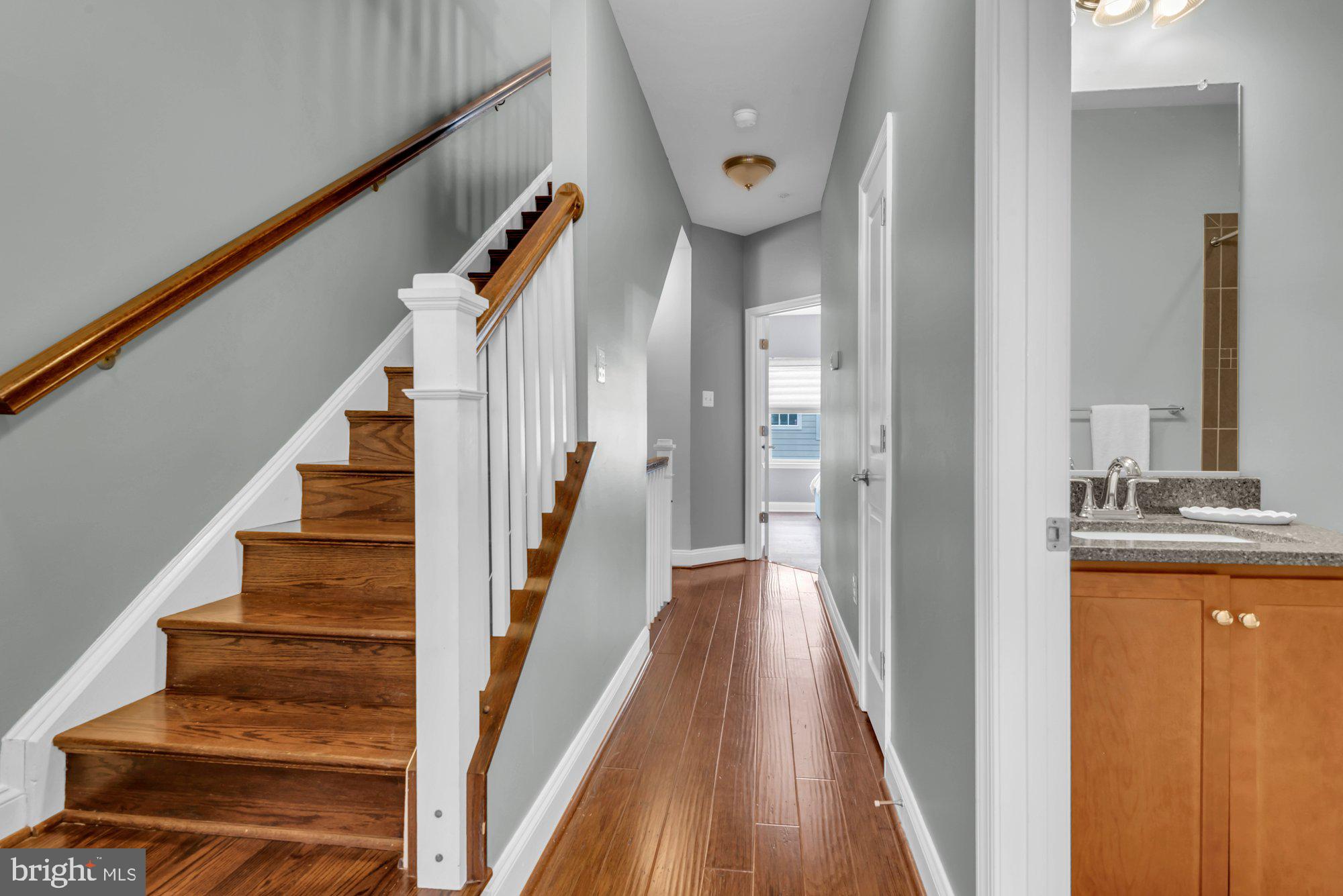 UPTOWN AT MURRAY HILL - Residential