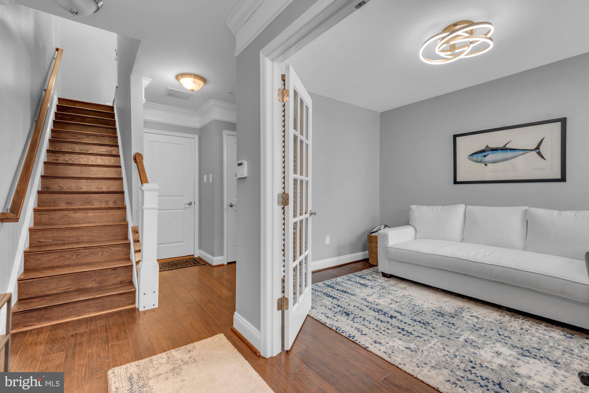 UPTOWN AT MURRAY HILL - Residential