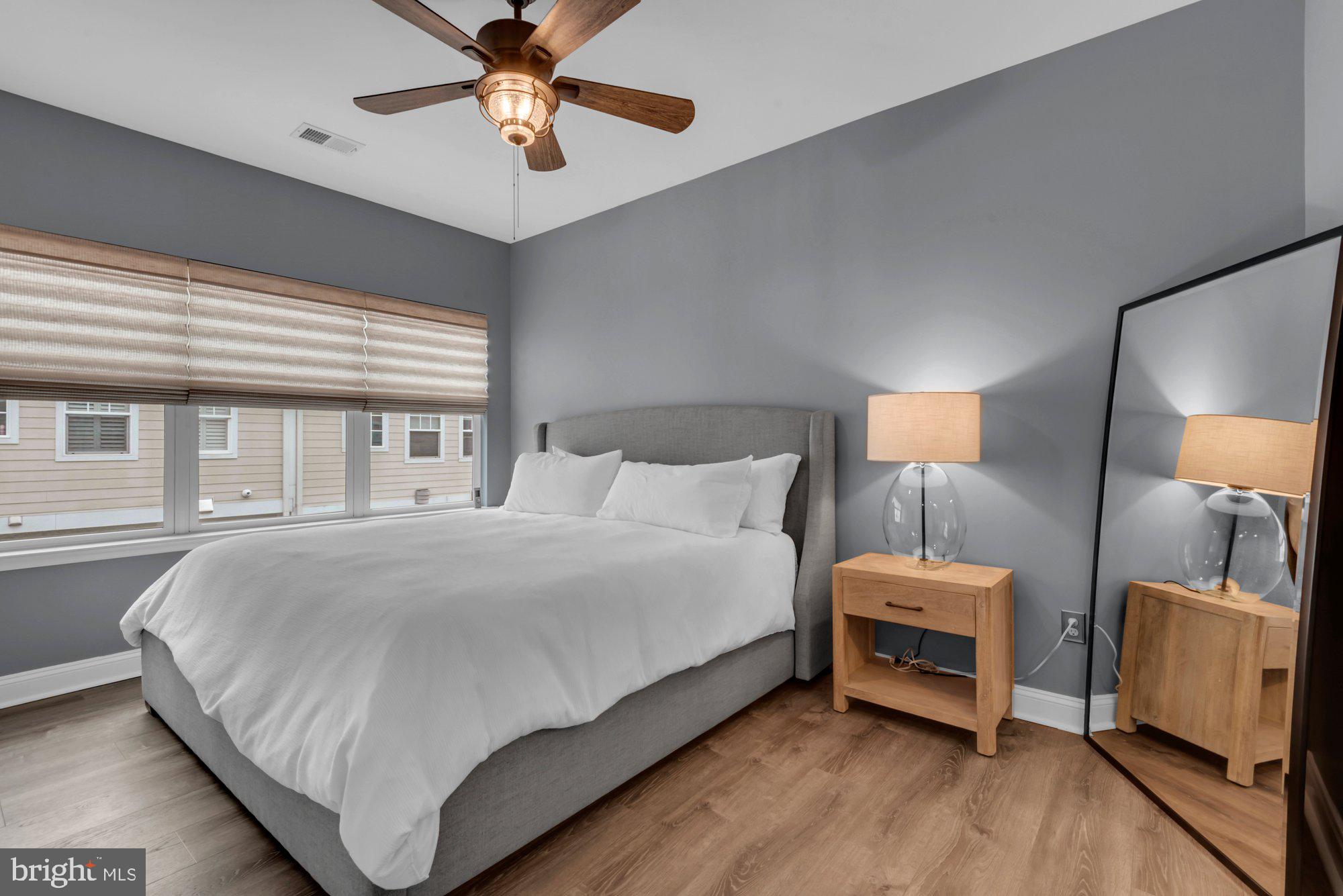 UPTOWN AT MURRAY HILL - Residential