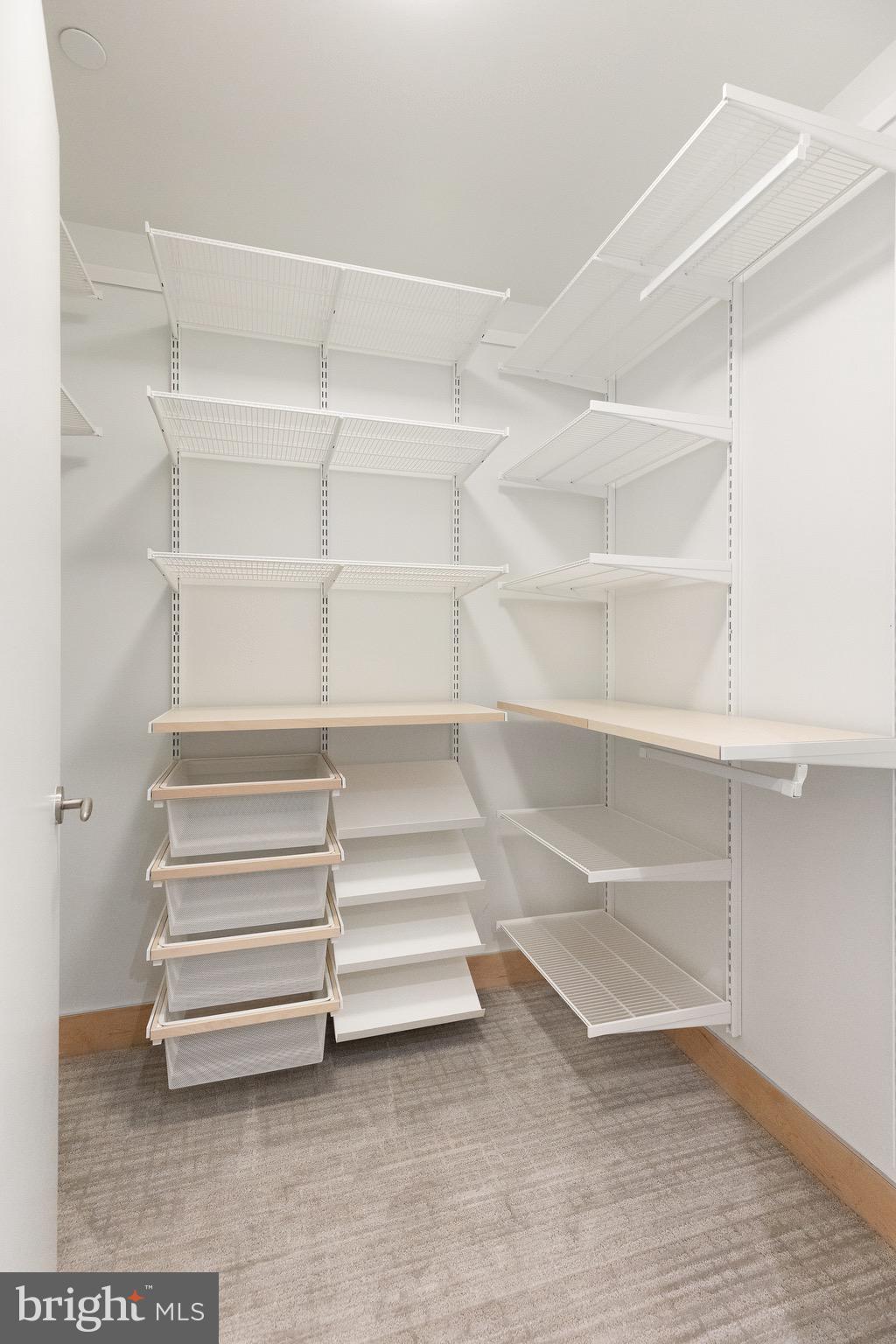 TURNBERRY TOWER - Residential Lease