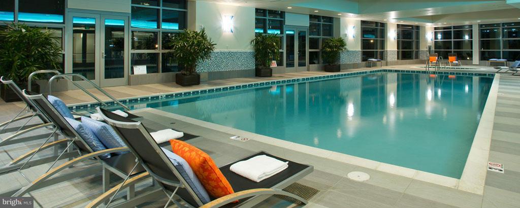 TURNBERRY TOWER - Residential Lease