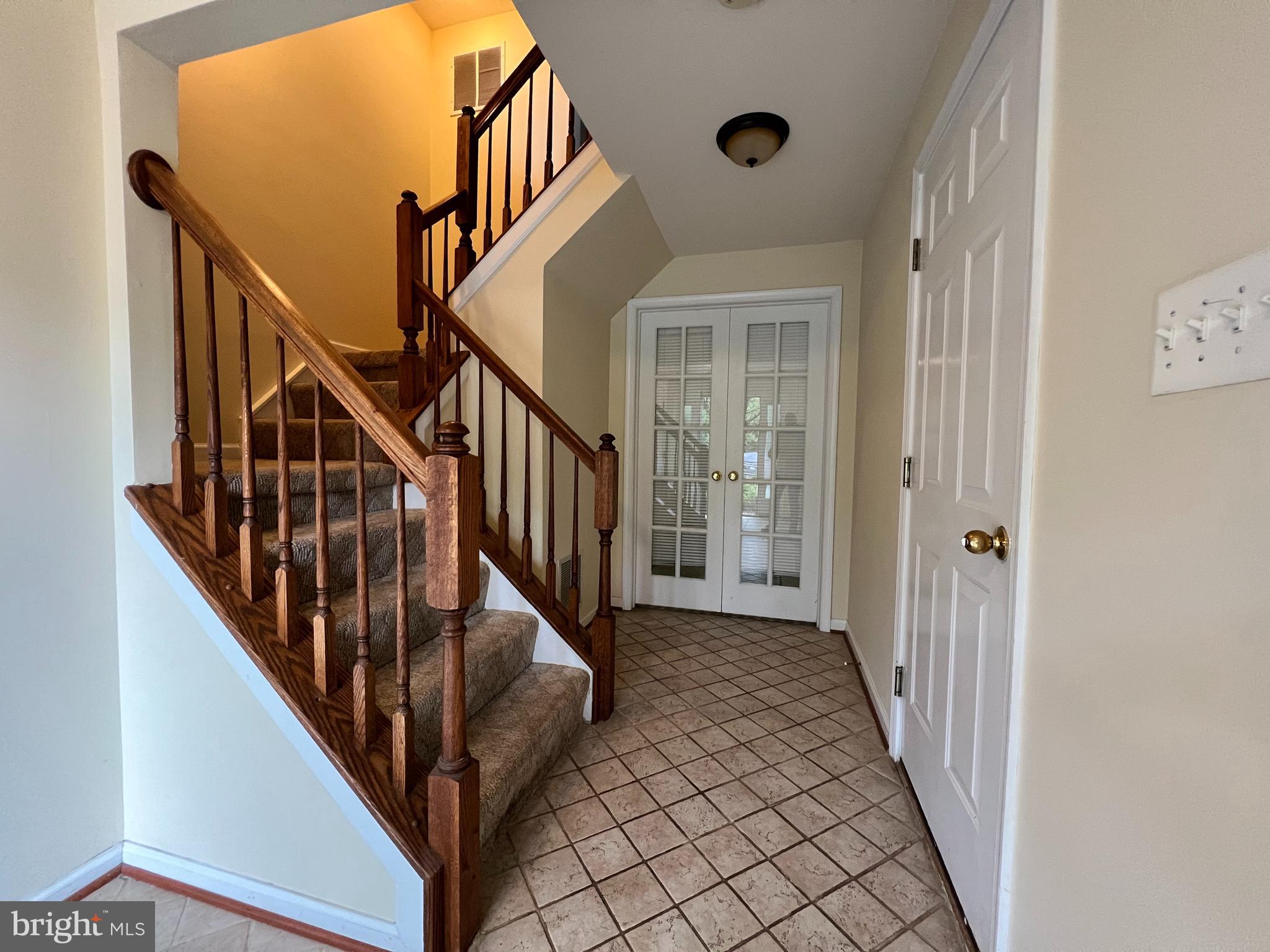 BRAEMAR/VILLAGES AT SAYBROOKE - Residential Lease