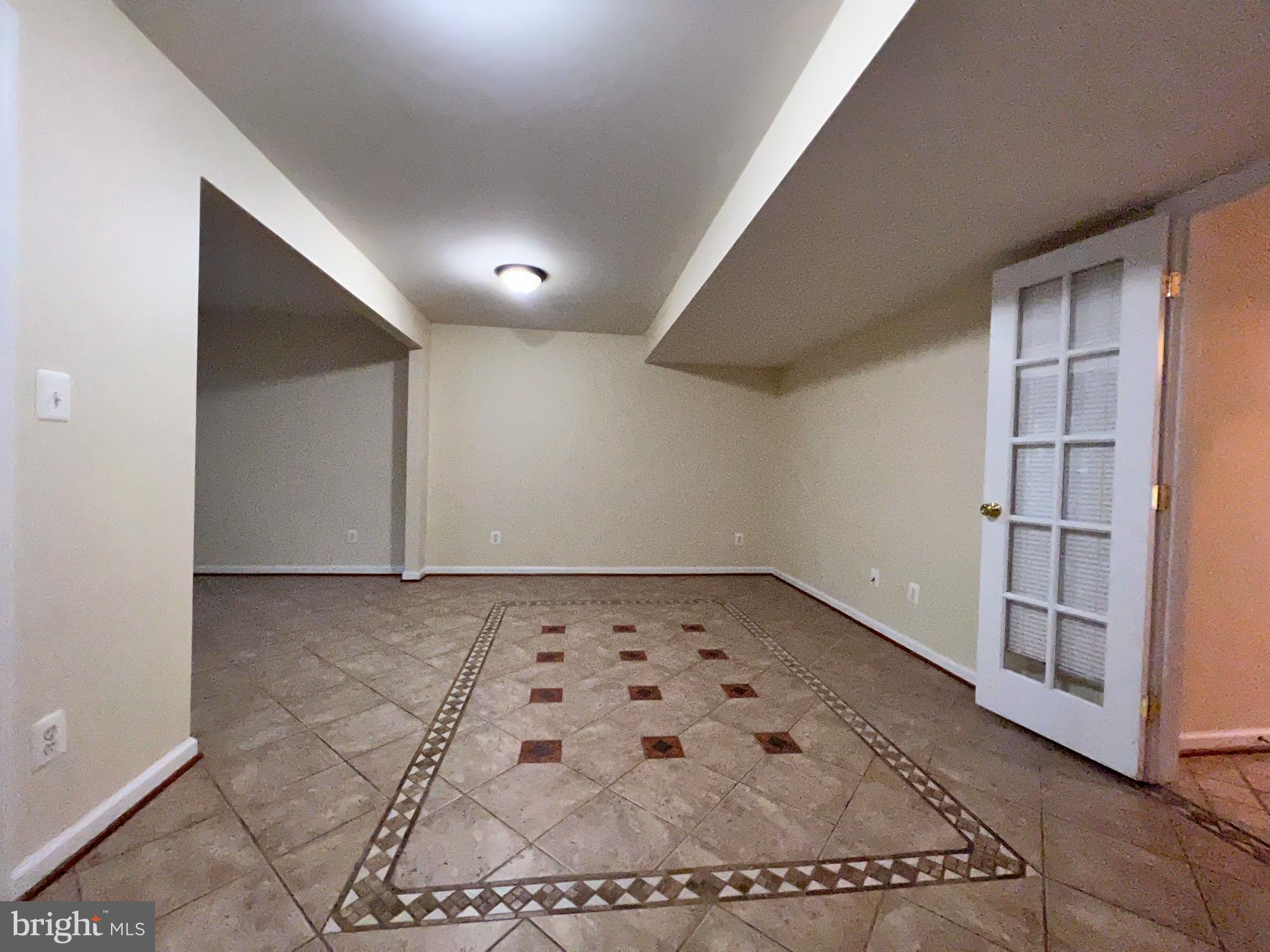 BRAEMAR/VILLAGES AT SAYBROOKE - Residential Lease