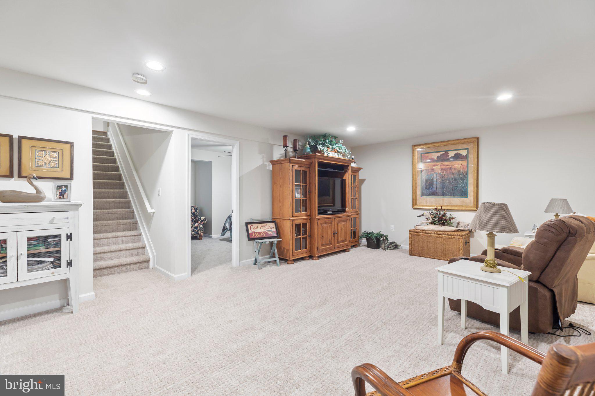 VIRGINIA HERITAGE AT LEE'S PARK - Residential