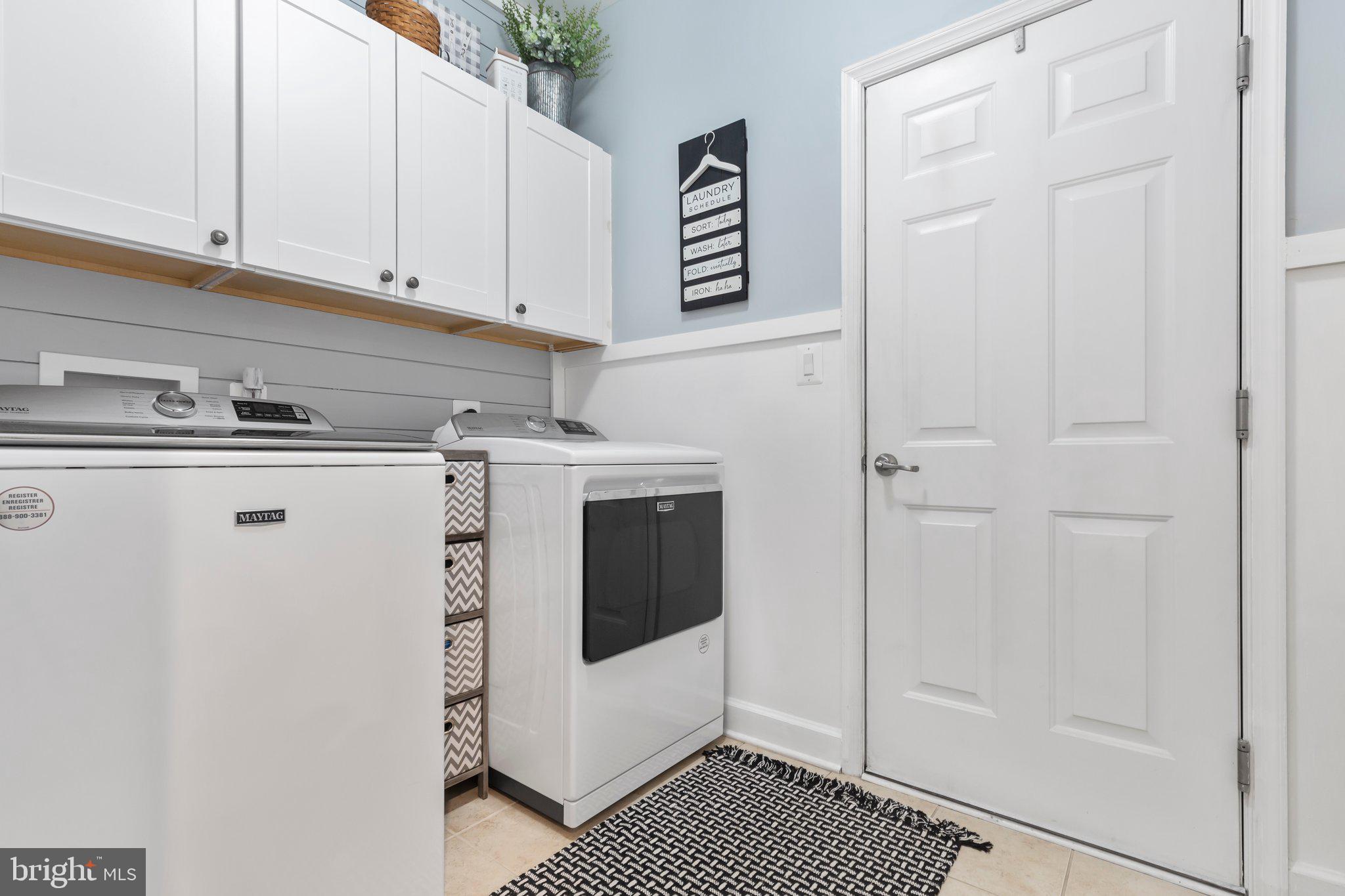 VIRGINIA HERITAGE AT LEE'S PARK - Residential