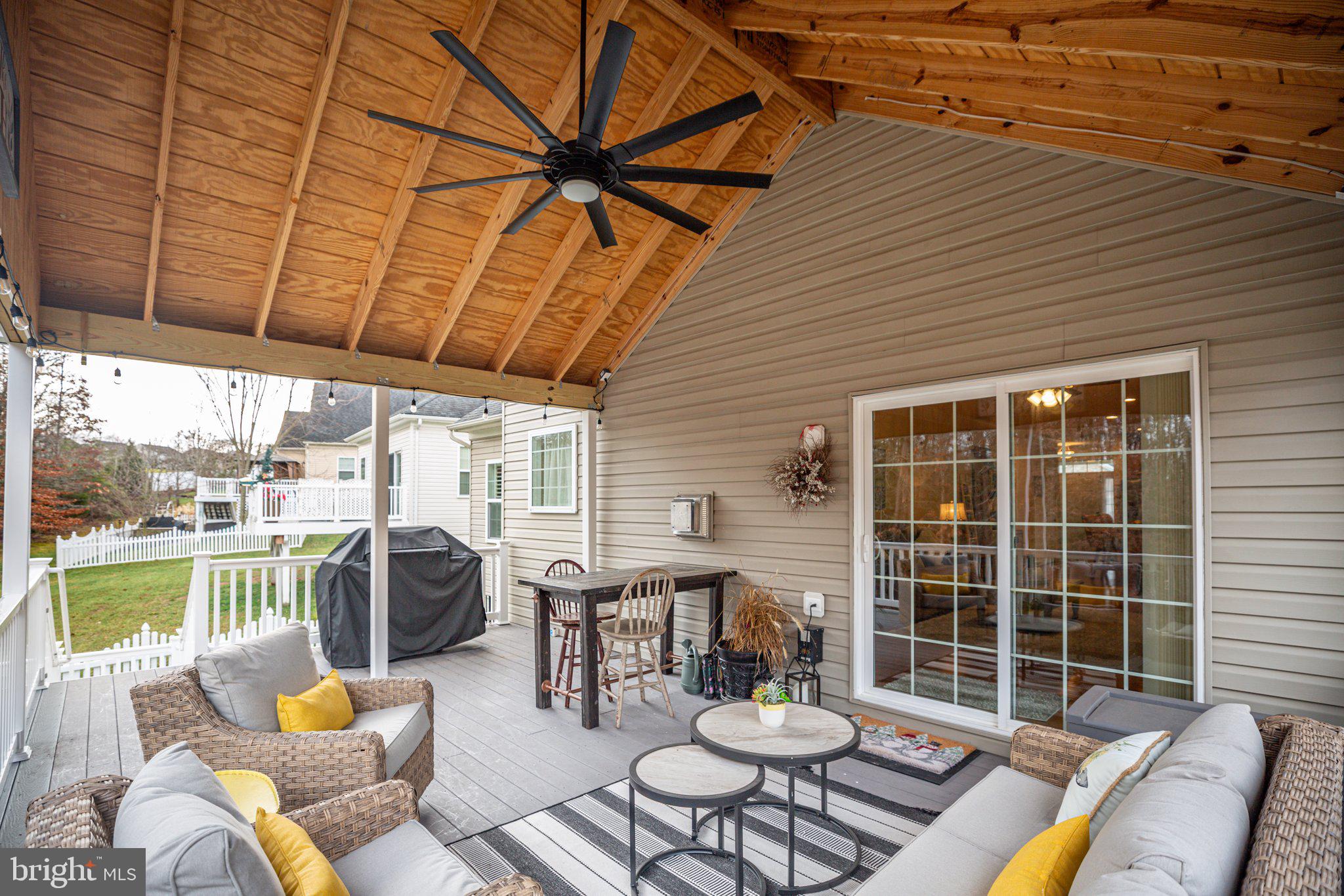 VIRGINIA HERITAGE AT LEE'S PARK - Residential