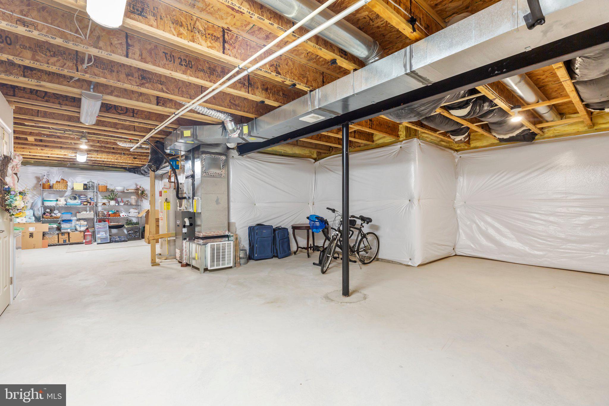 VIRGINIA HERITAGE AT LEE'S PARK - Residential