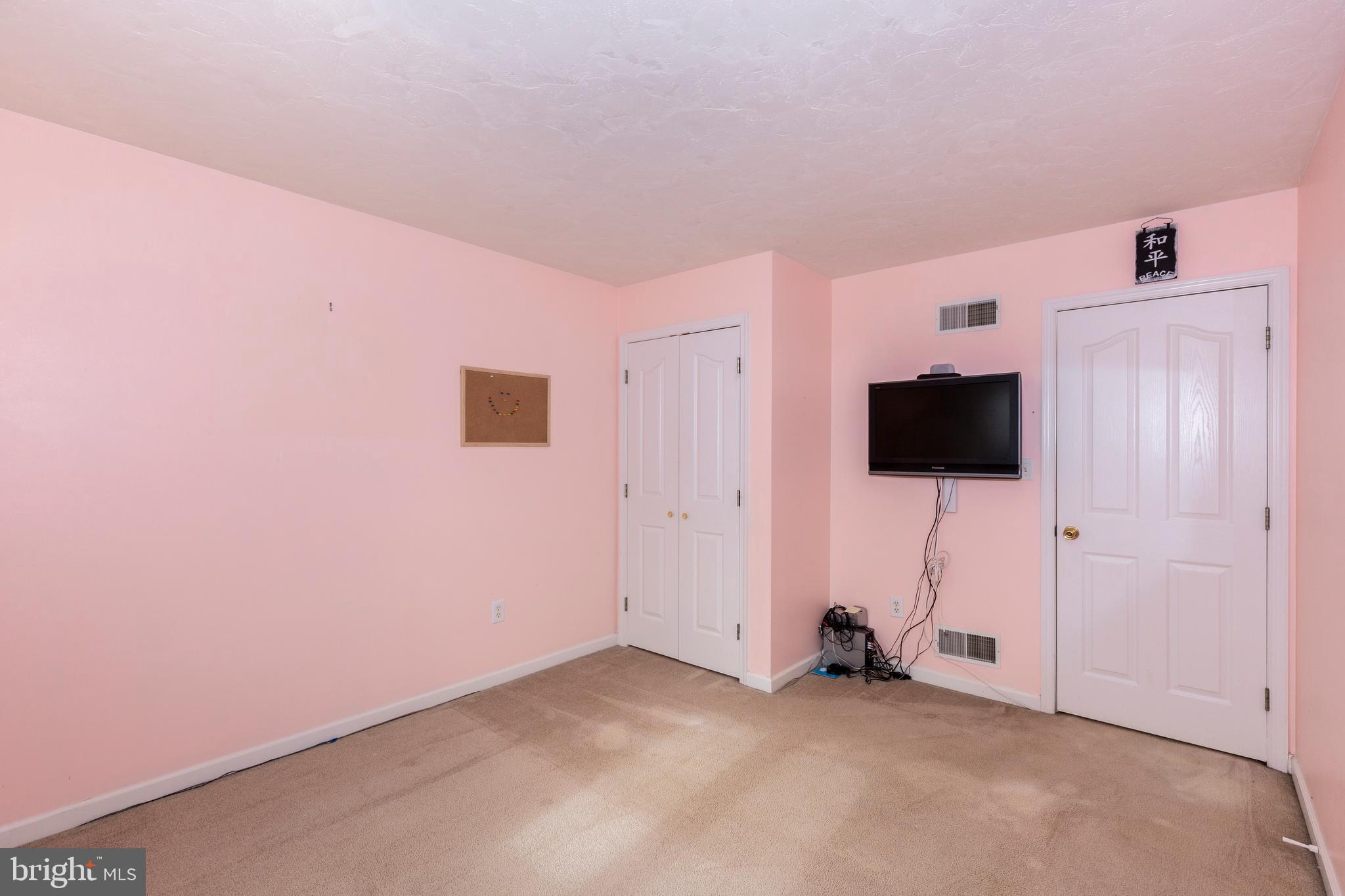 HERITAGE HILL II - Residential