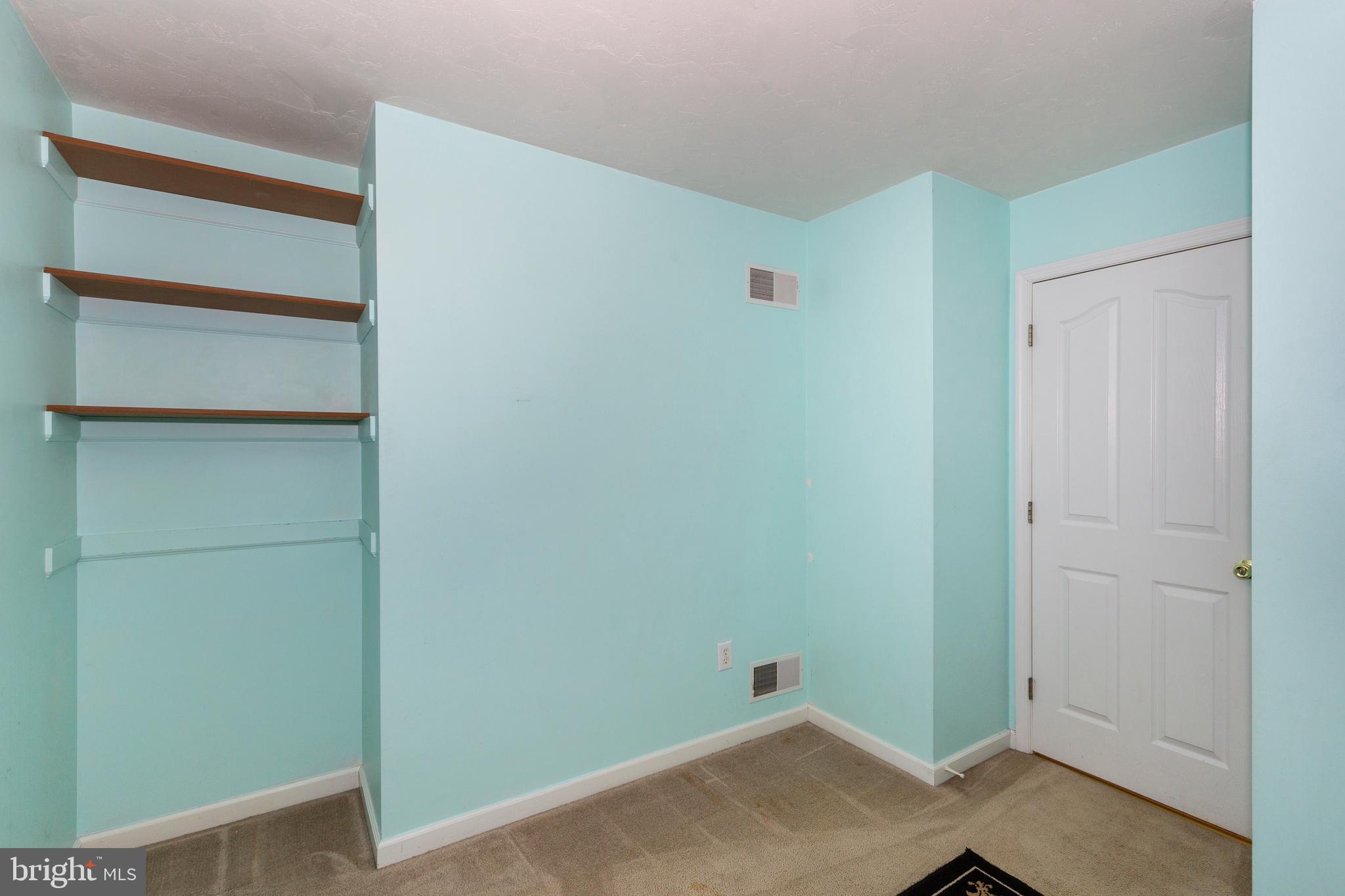 HERITAGE HILL II - Residential