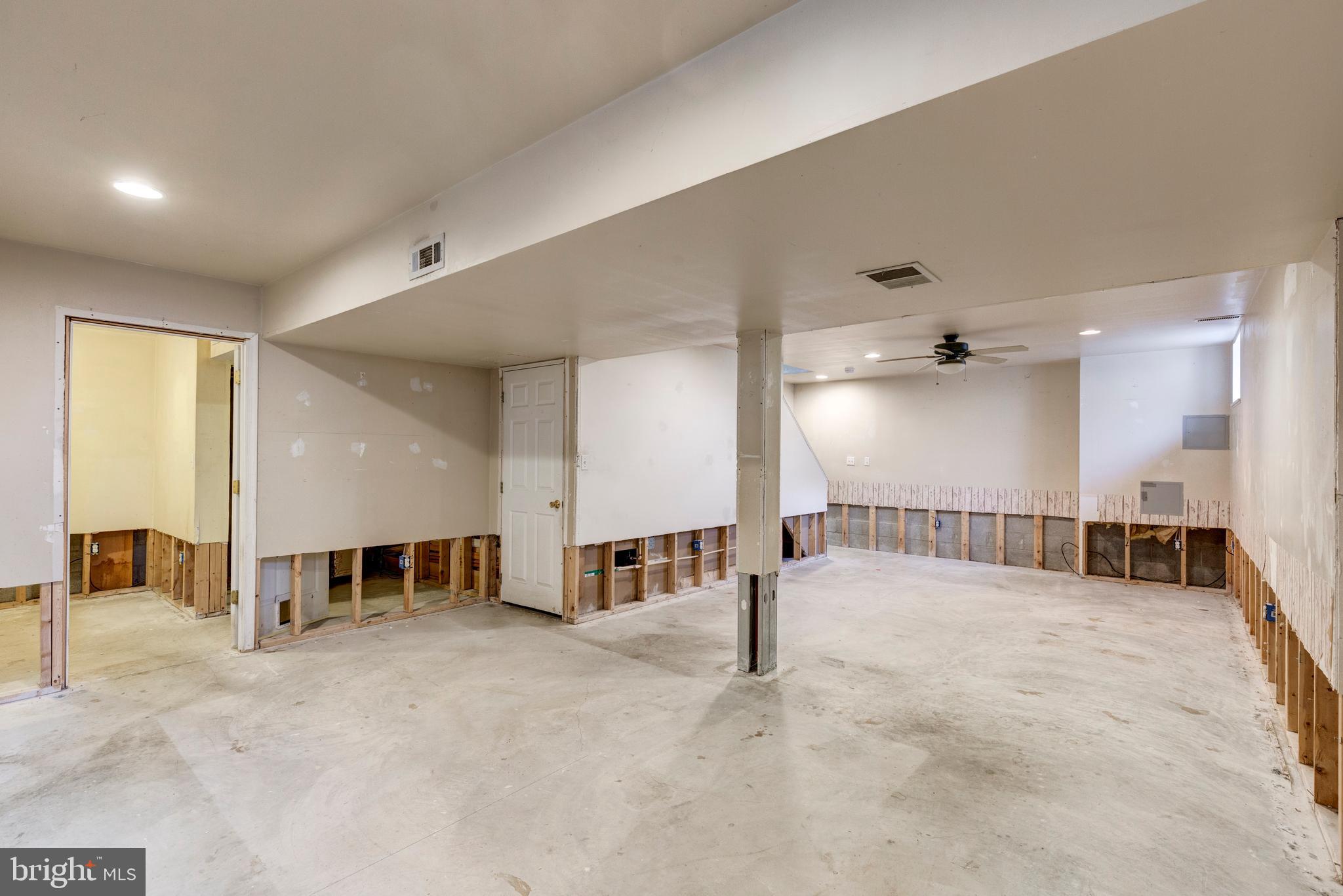 HERITAGE HILL II - Residential