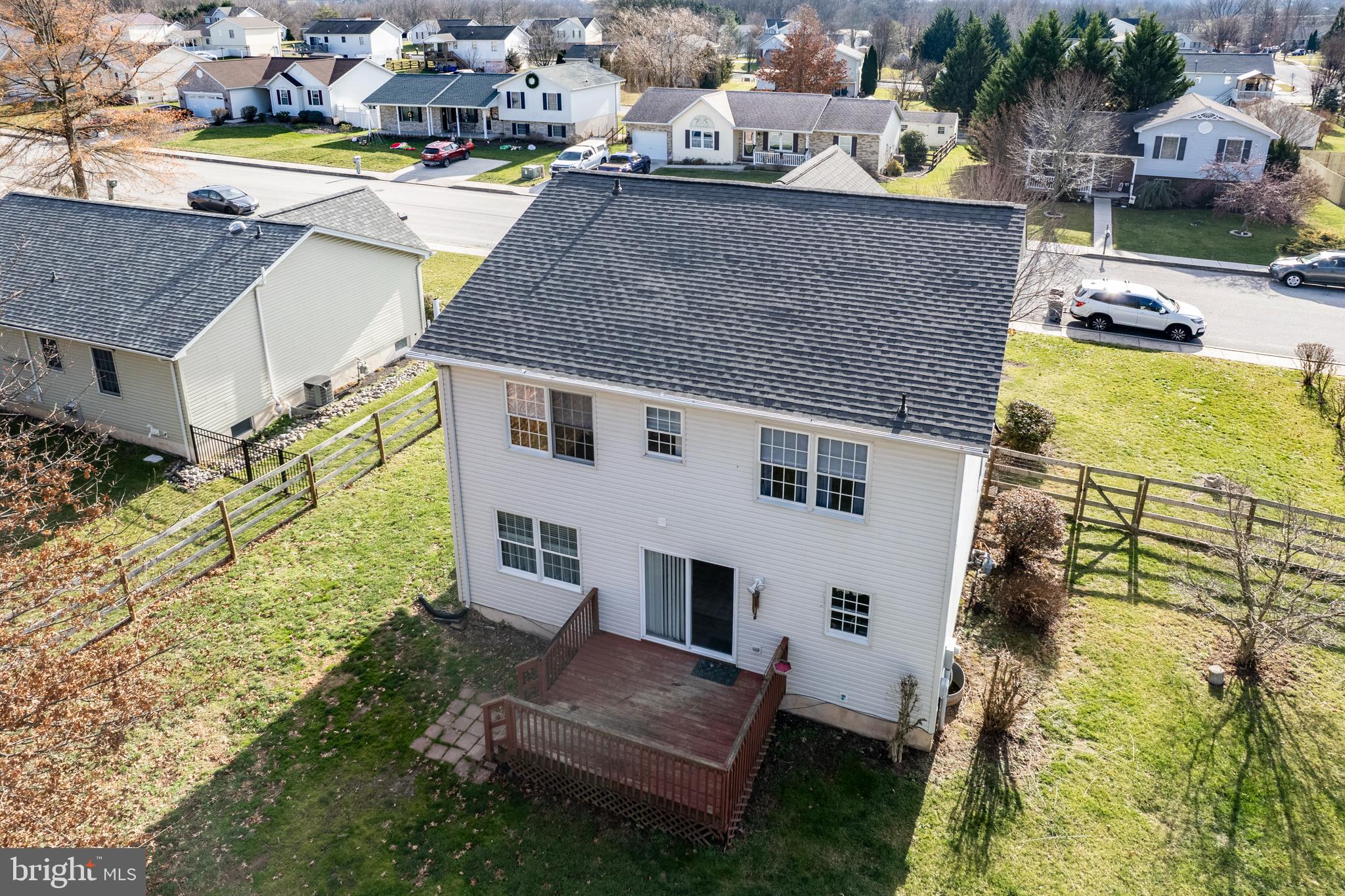 HERITAGE HILL II - Residential