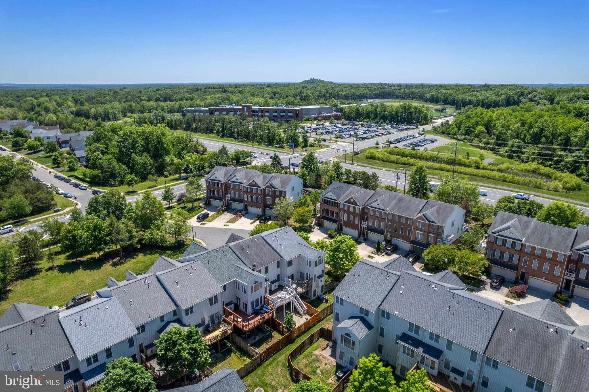 SOUTH RIDING - Residential
