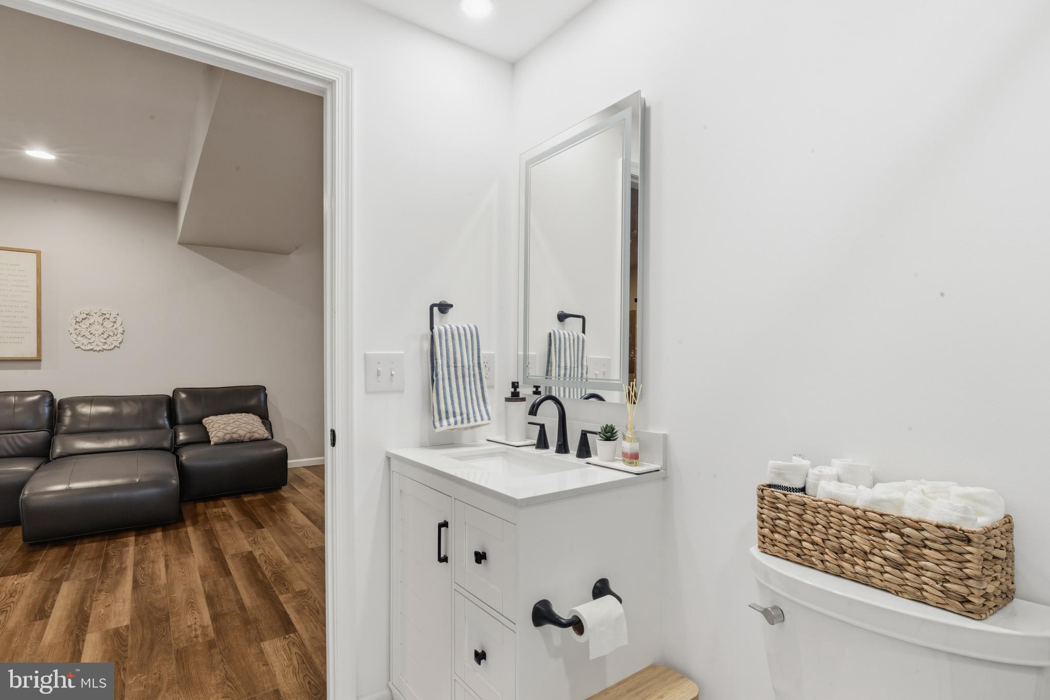 SOUTH RIDING - Residential