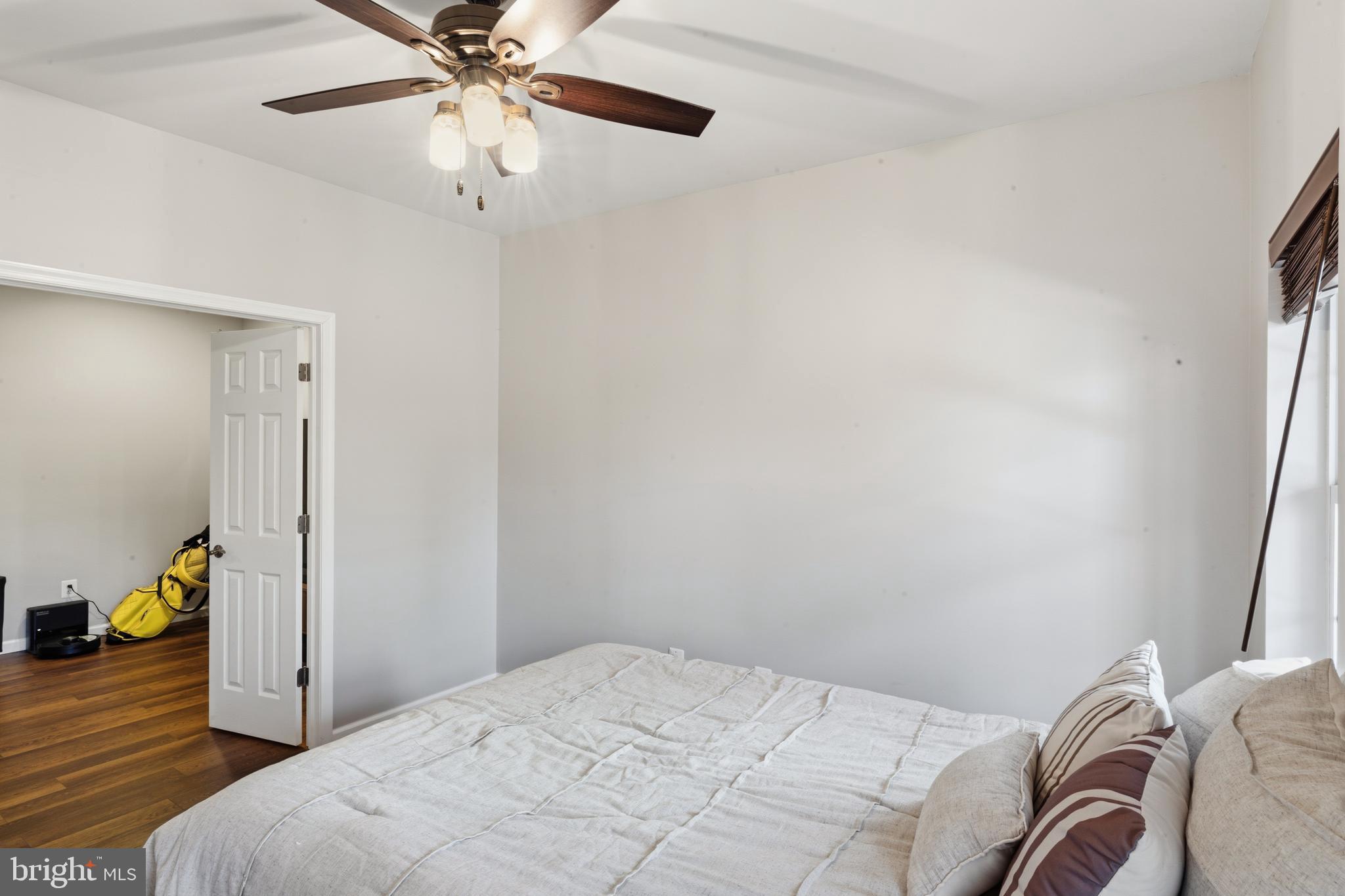 SOUTH RIDING - Residential