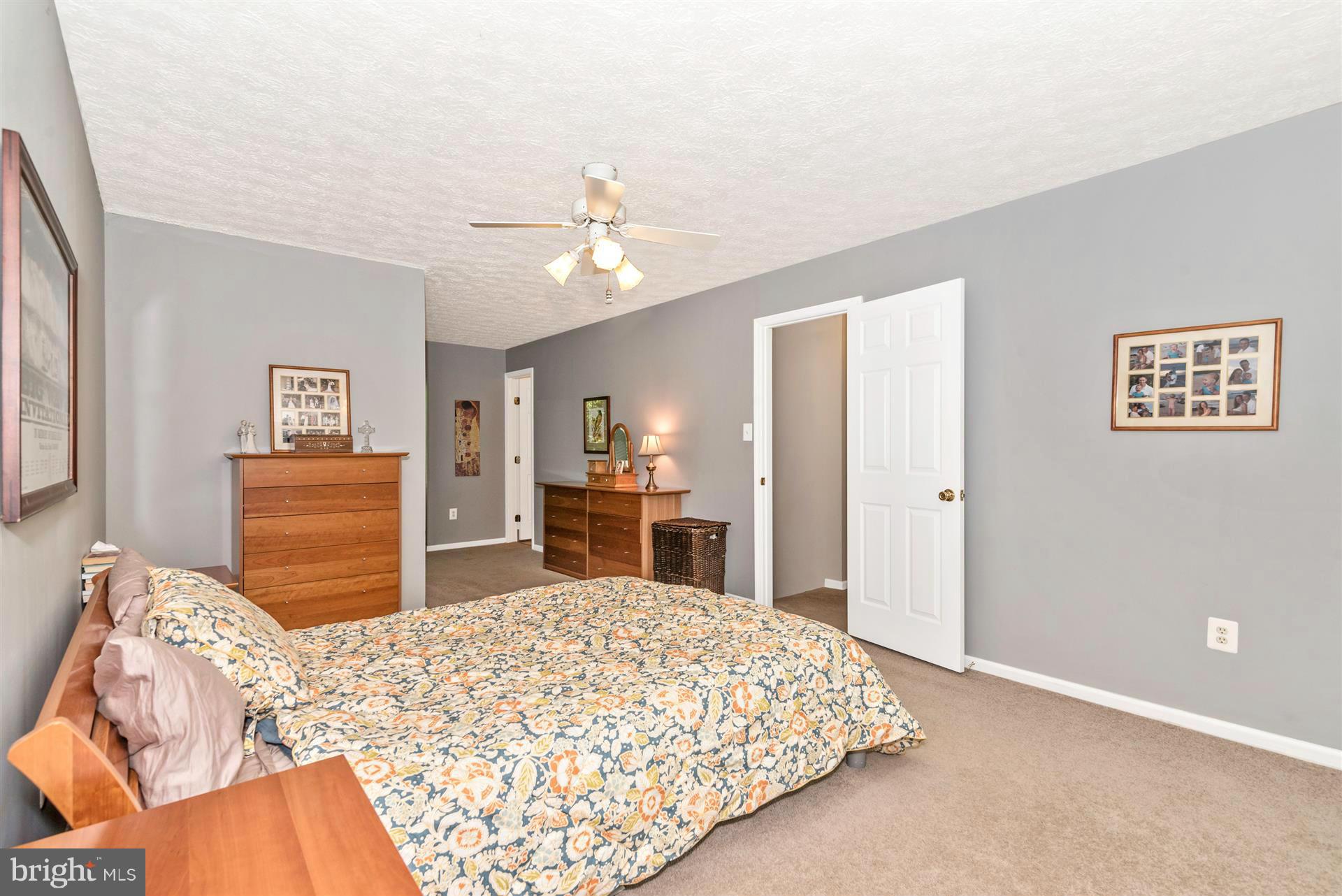 HICKORY RIDGE - Residential