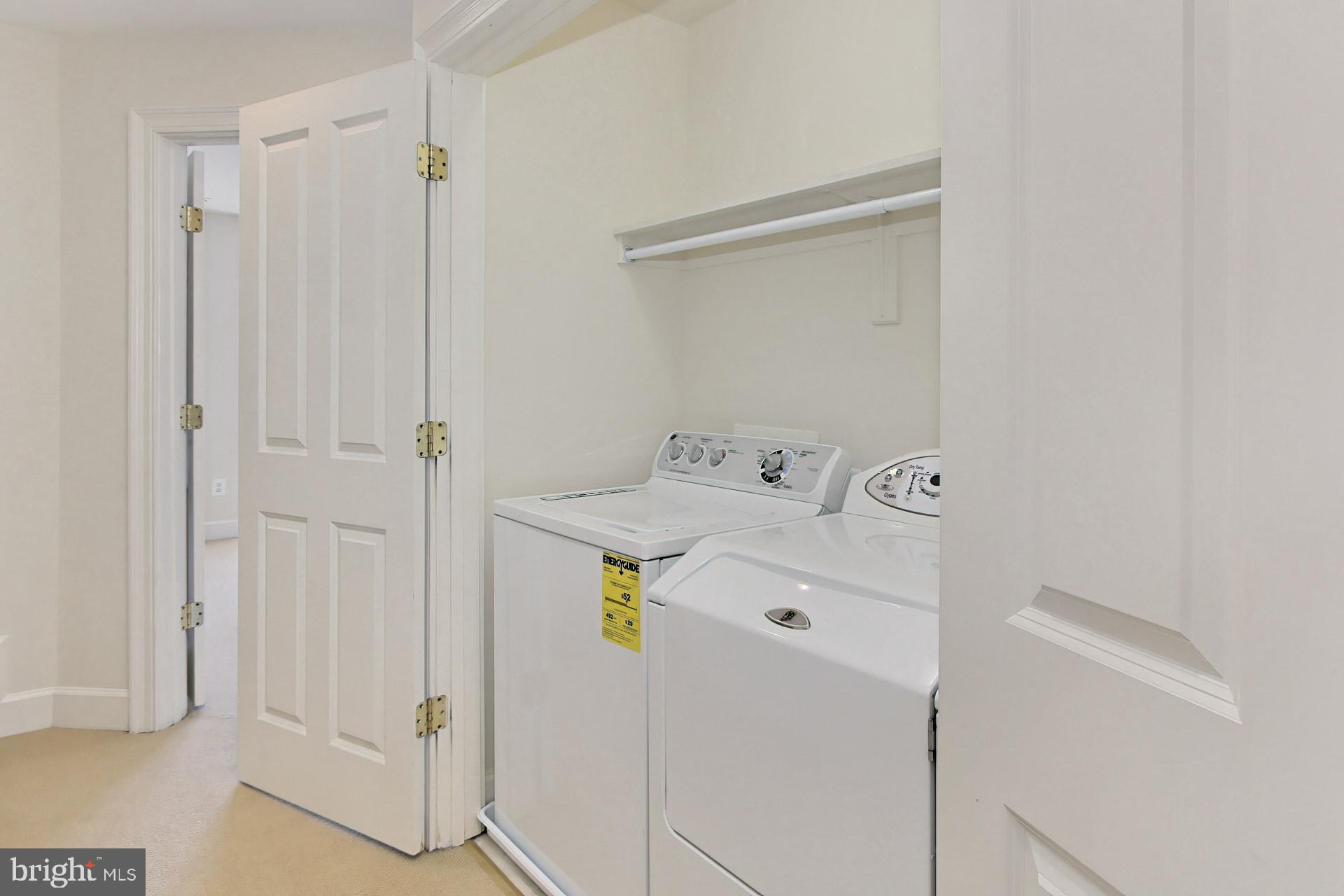 CARLYLE - Residential