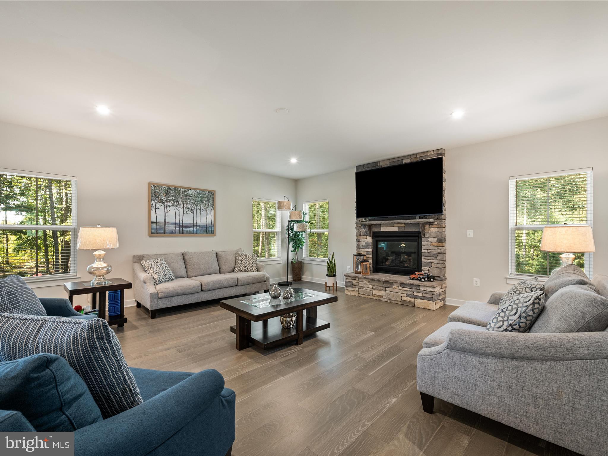 FAWN LAKE - Residential