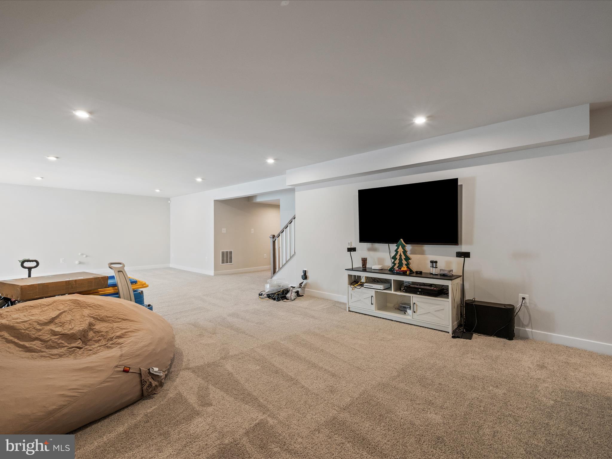 FAWN LAKE - Residential