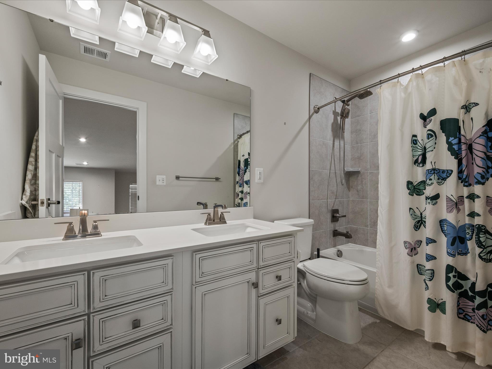 FAWN LAKE - Residential