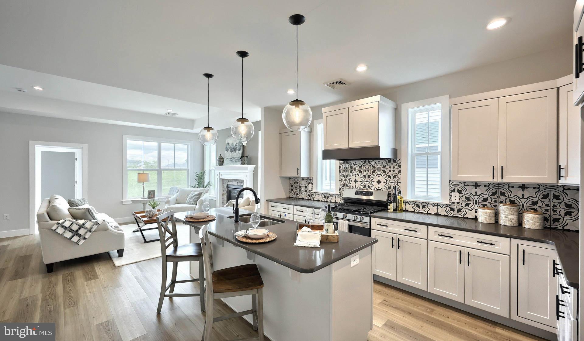 505 STONE GATE BOULEVARD