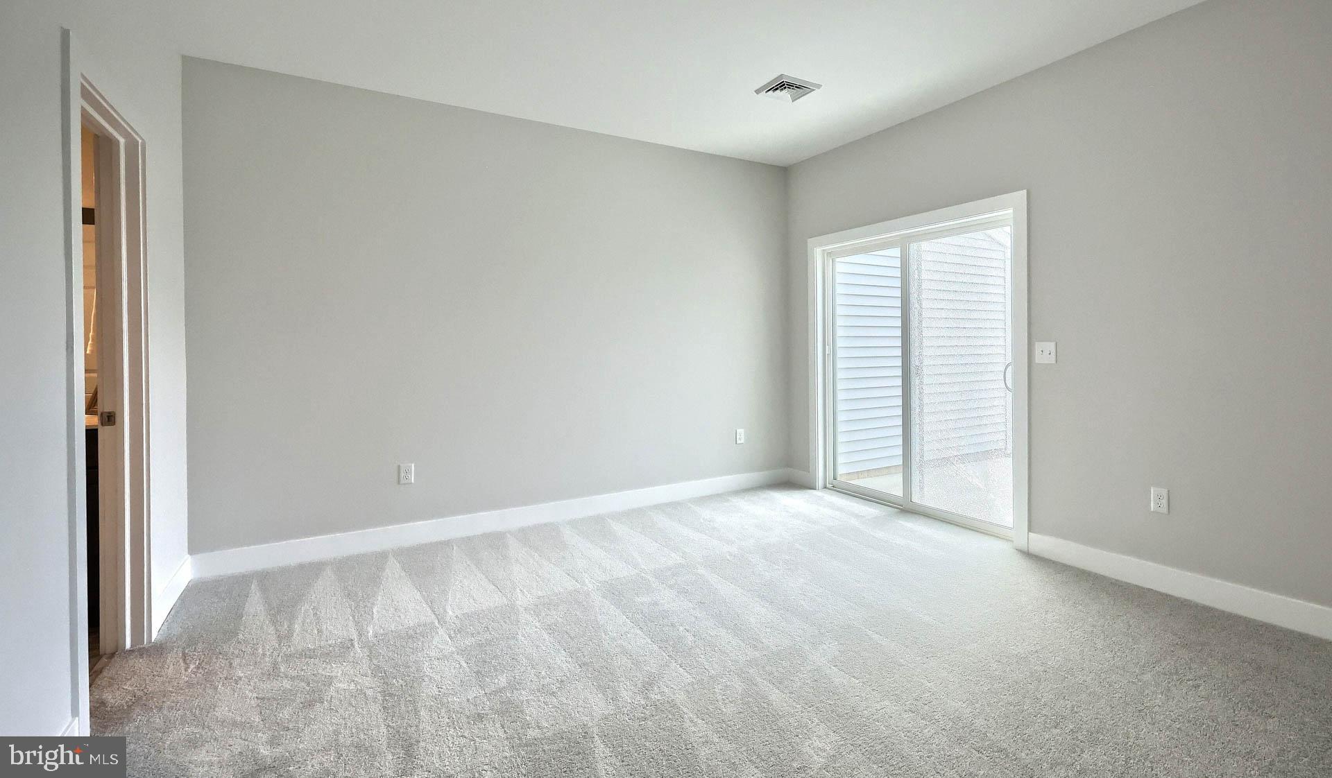 WINDING CREEK - Residential