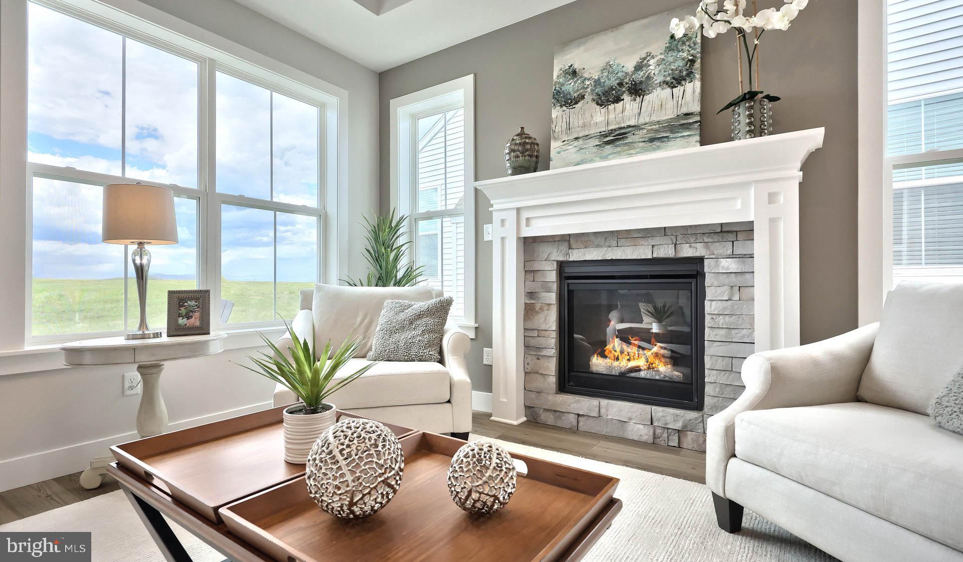 WINDING CREEK - Residential