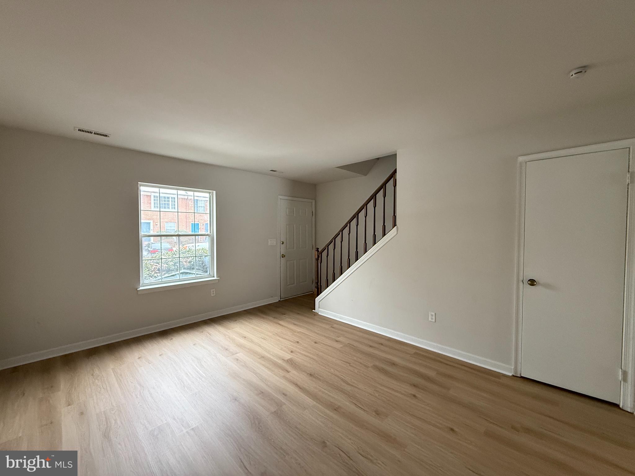 KINGS WOOD TOWNHOMES - Residential Lease