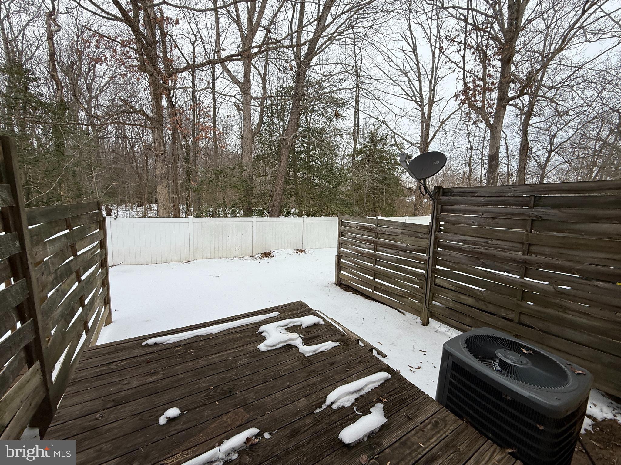 KINGS WOOD TOWNHOMES - Residential Lease