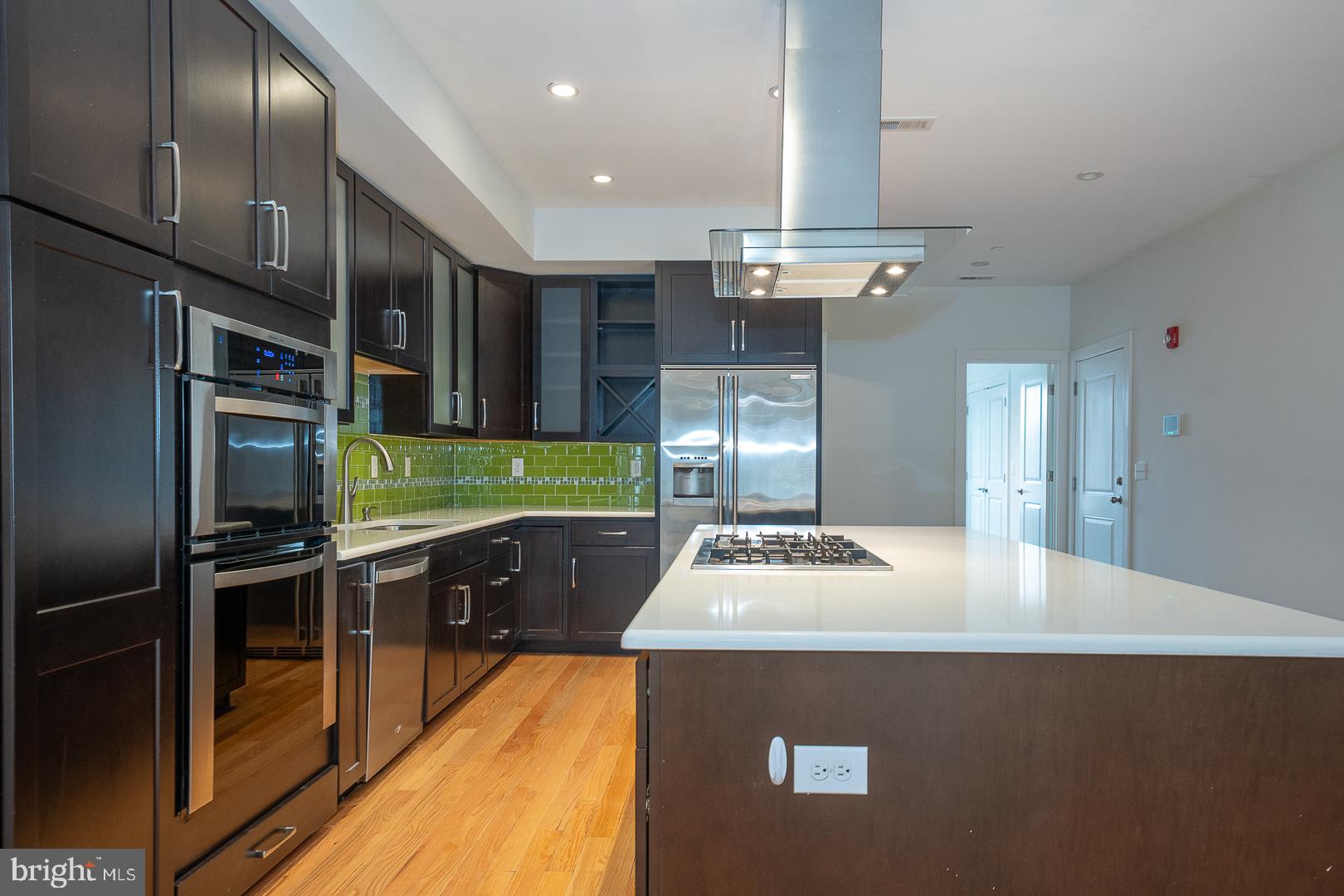 SOCIETY HILL - Residential