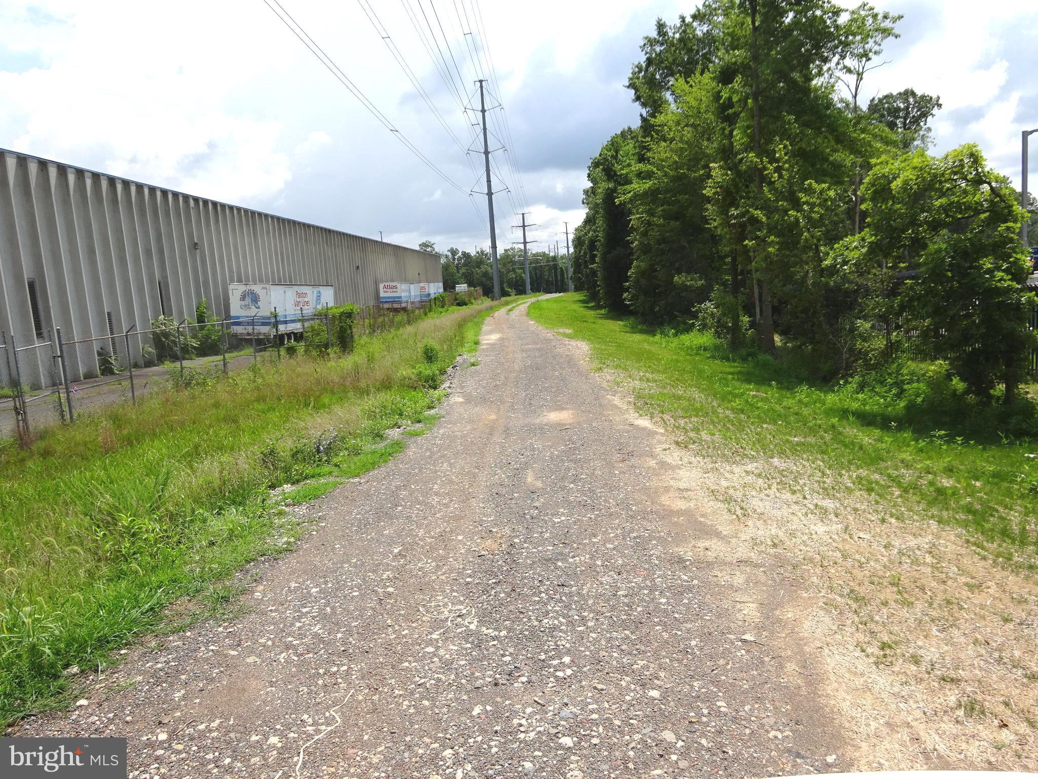 8302-8306-8310-8312 BETHLEHEM ROAD