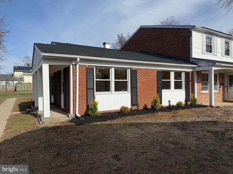 6 RADNOR COURT WILLINGBORO NJ 08046