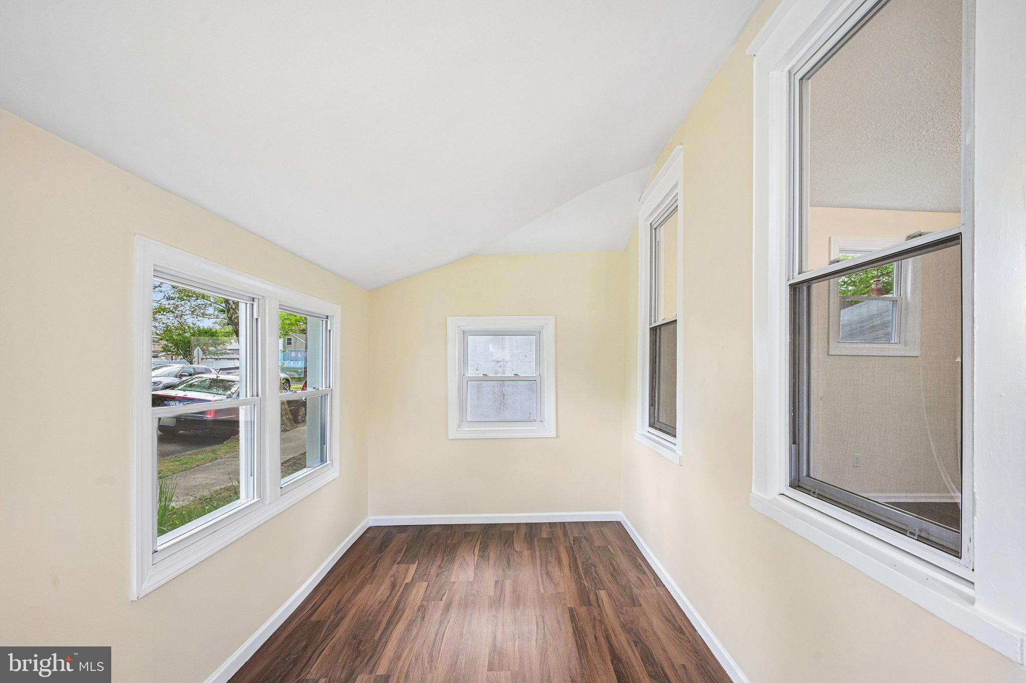 523 W 5TH STREET