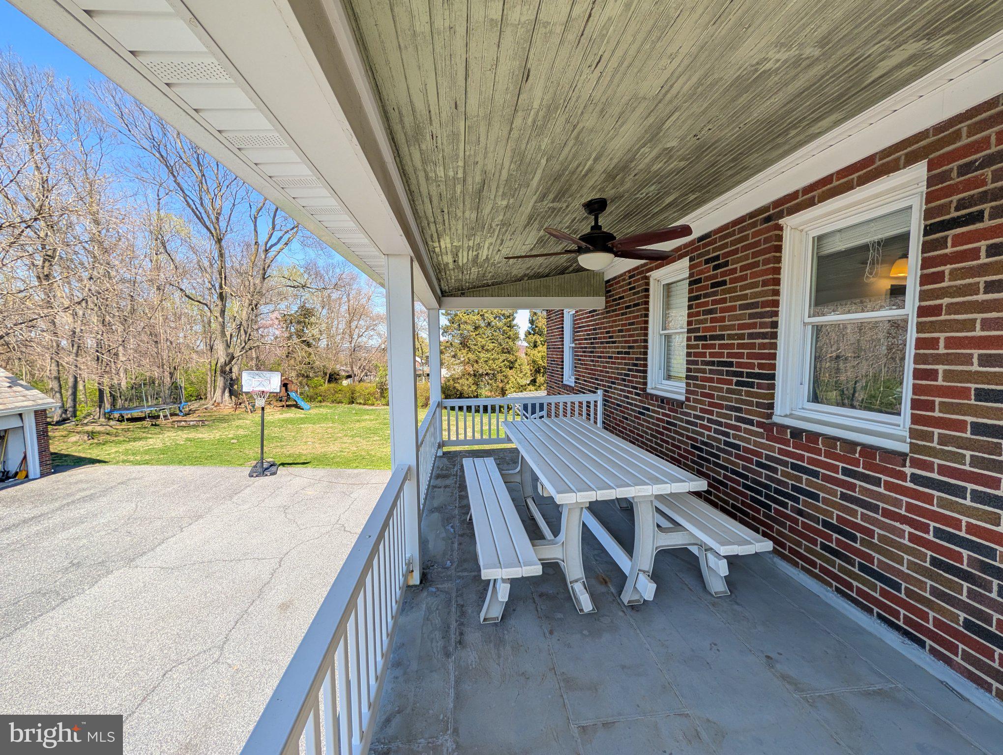 663 WIDE HOLLOW ROAD