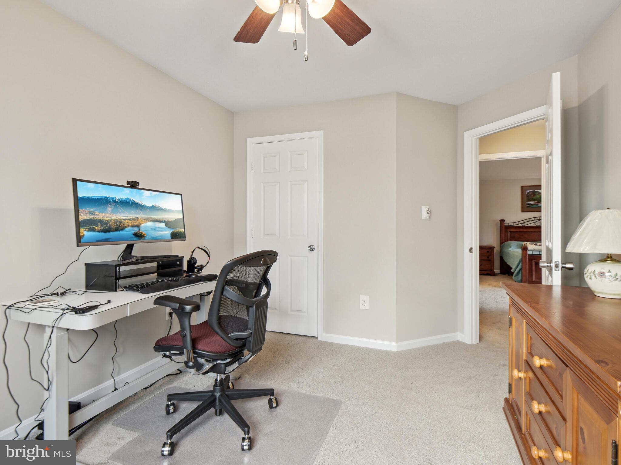 LIFESTYLE AT SULLY STATION - Residential