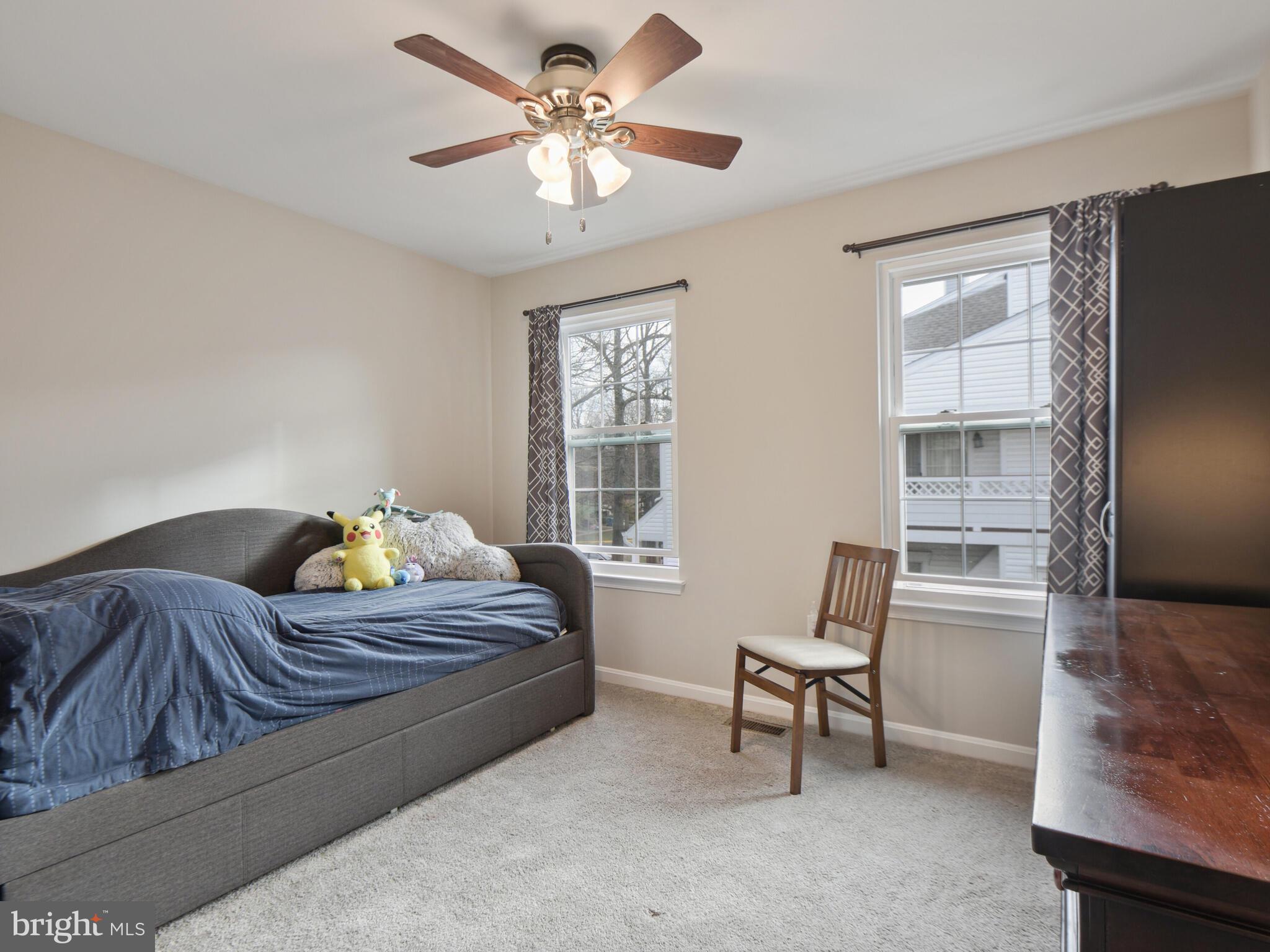 LIFESTYLE AT SULLY STATION - Residential