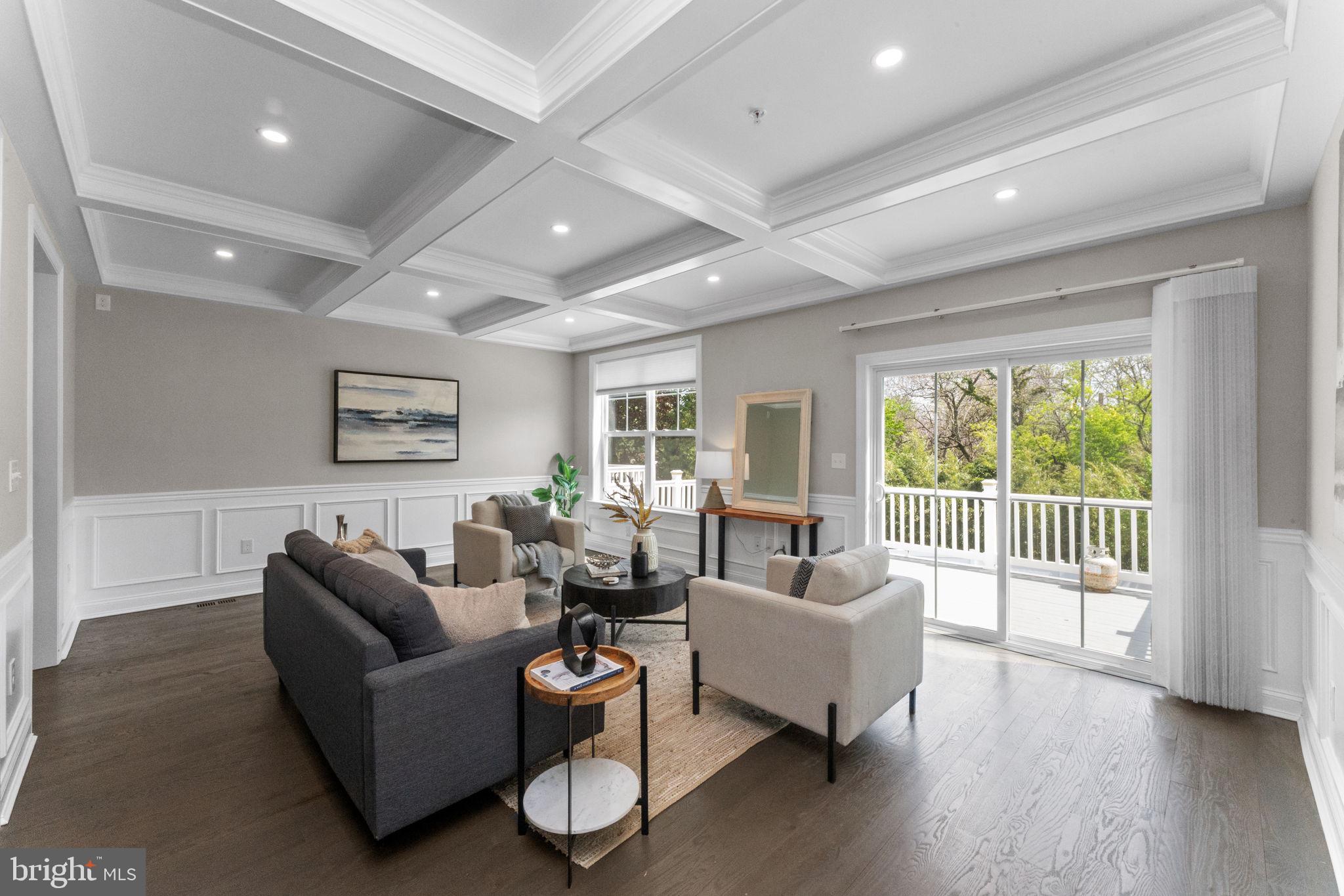516 COATES LANE