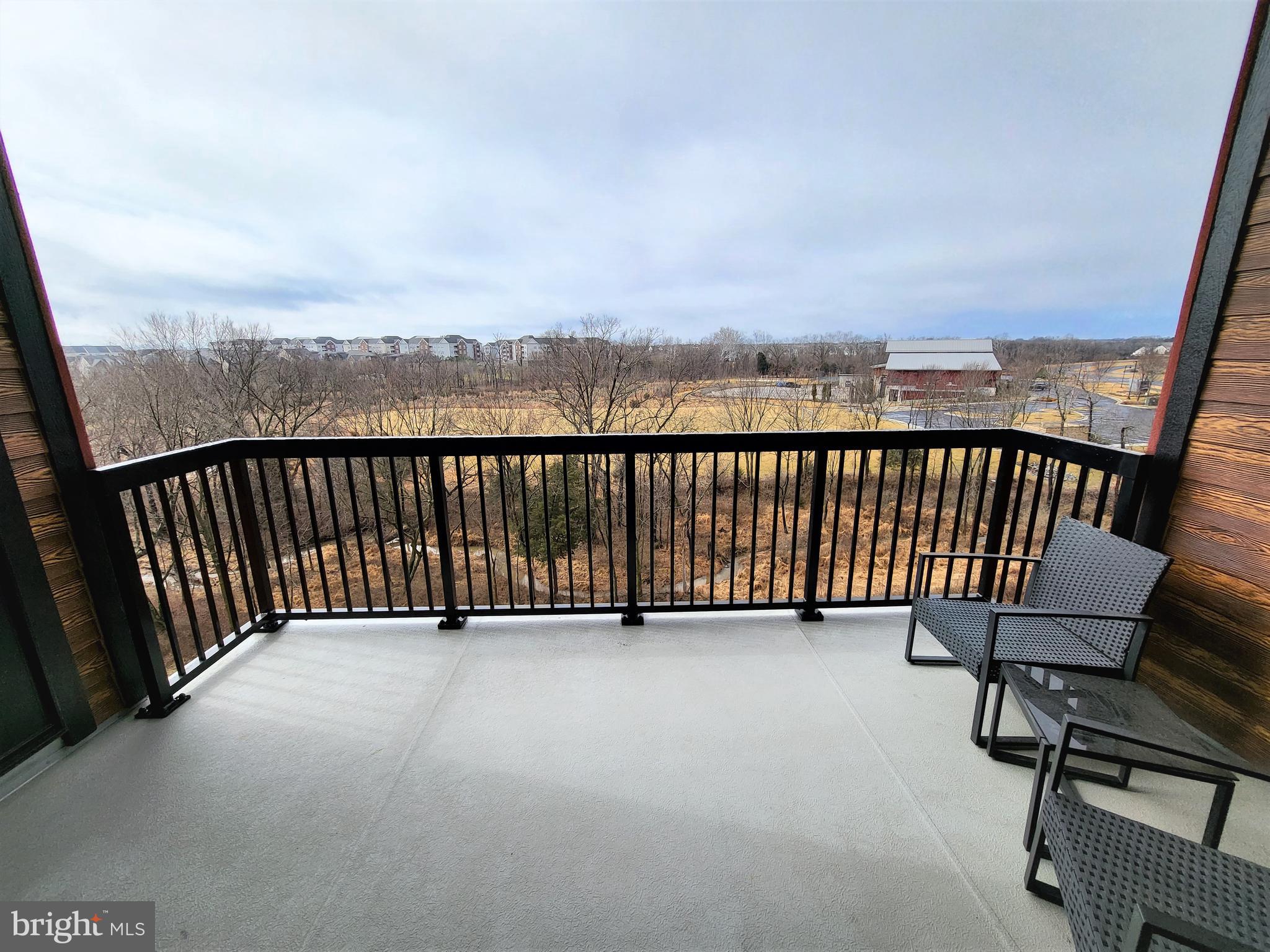 ONE LOUDOUN - Residential Lease