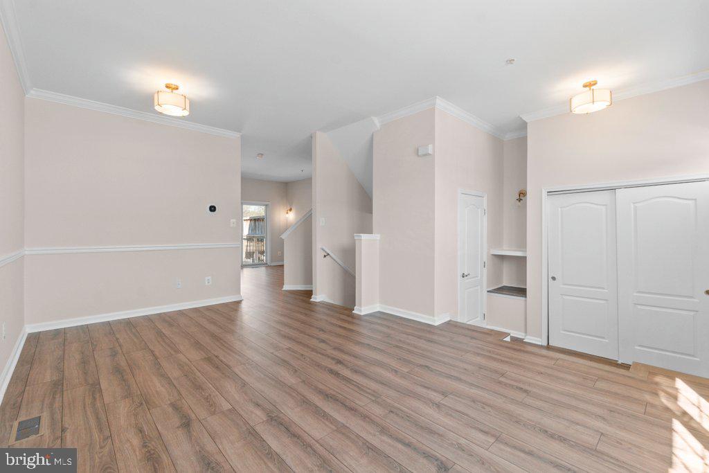 MONMOUTH MEADOWS - Residential