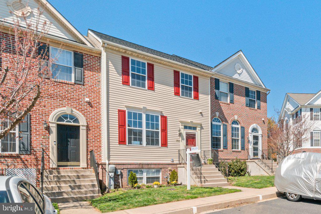 MONMOUTH MEADOWS - Residential