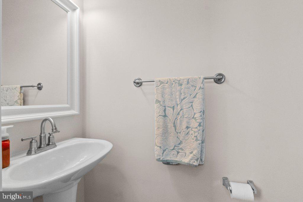 MONMOUTH MEADOWS - Residential