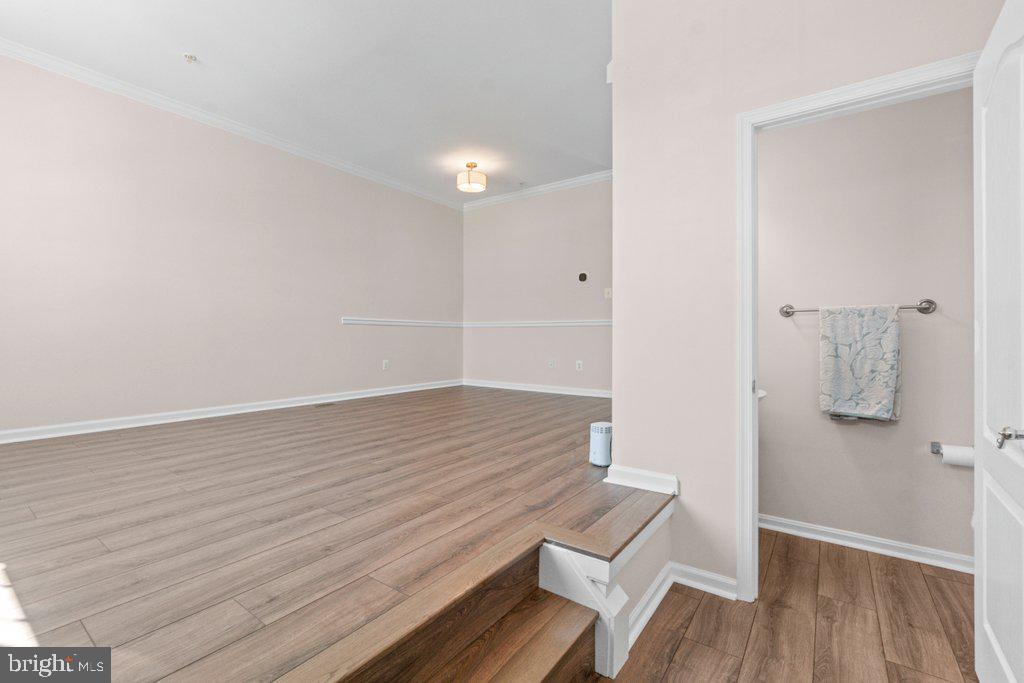 MONMOUTH MEADOWS - Residential