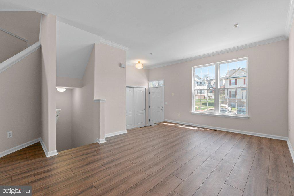 MONMOUTH MEADOWS - Residential