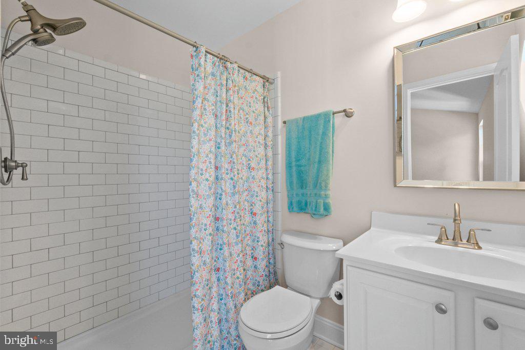 MONMOUTH MEADOWS - Residential