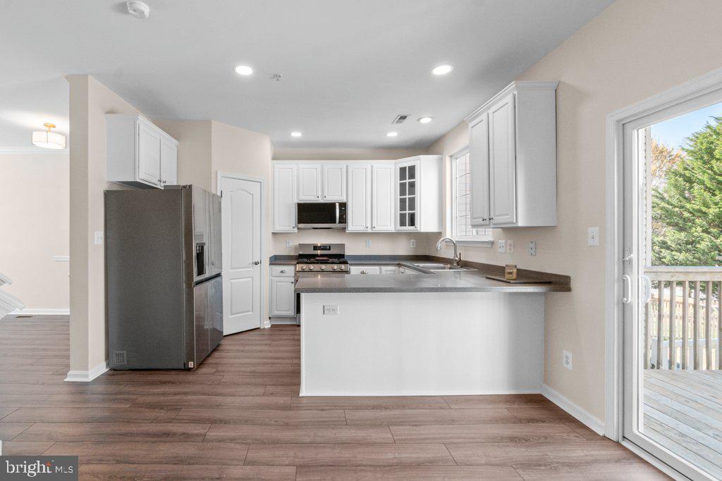 MONMOUTH MEADOWS - Residential