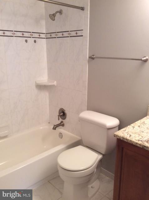 SEMINARY PARK - Residential Lease