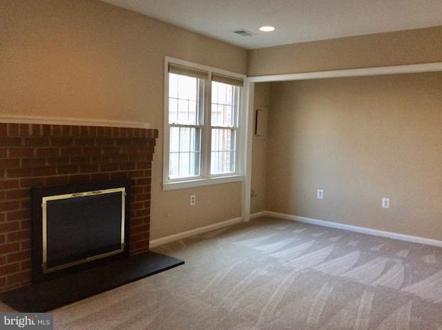 SEMINARY PARK - Residential Lease