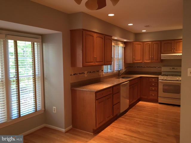 SEMINARY PARK - Residential Lease