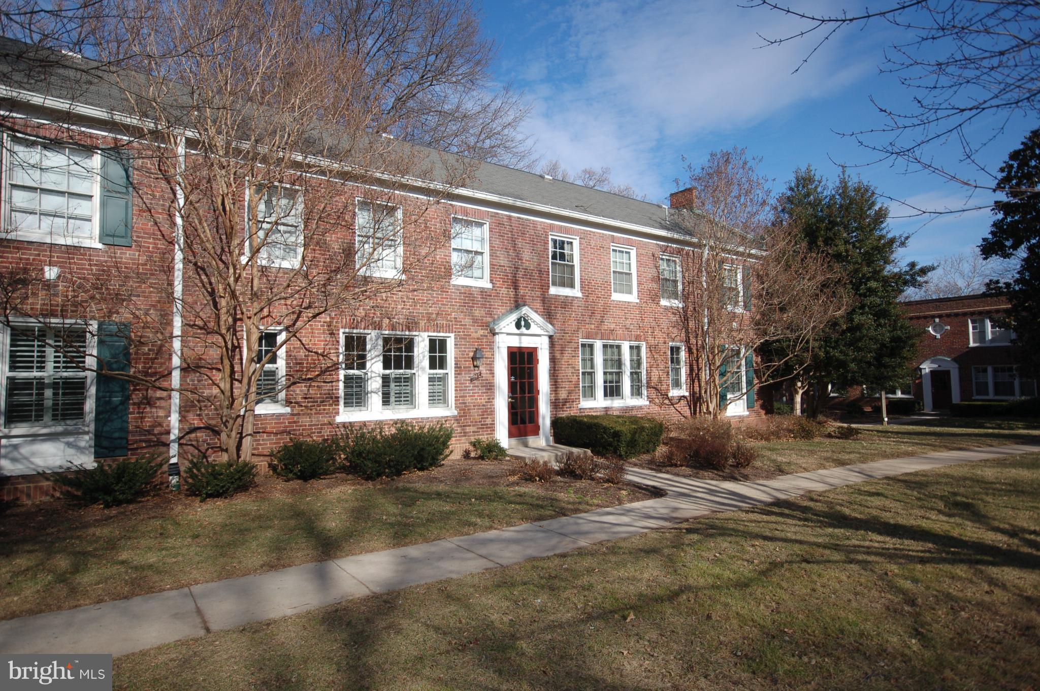 COLONIAL VILLAGE - Residential Lease