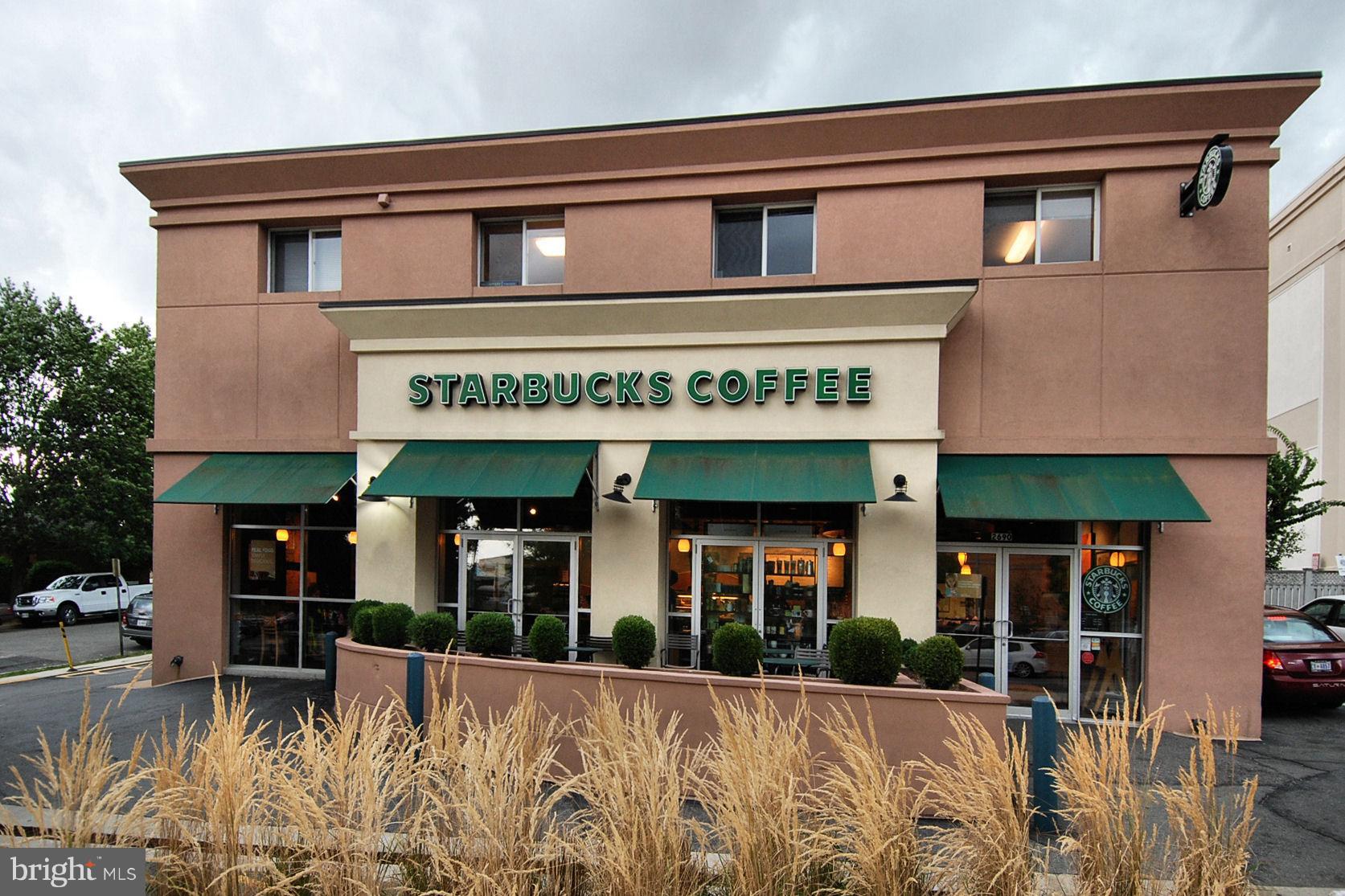 COLONIAL VILLAGE - Residential Lease